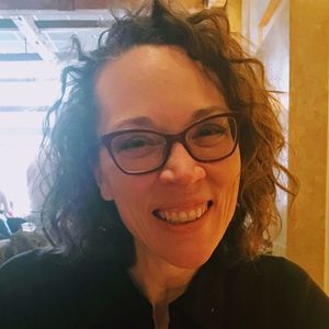 Meet your Posher, Ellen